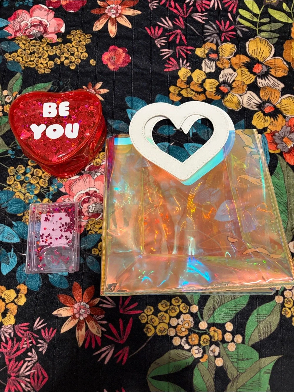 Iridescent Heart Handle Tote Bag BE YOU zipper heart liquid glitter photo frame